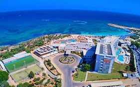 Asterias Beach Hotel Ciprus